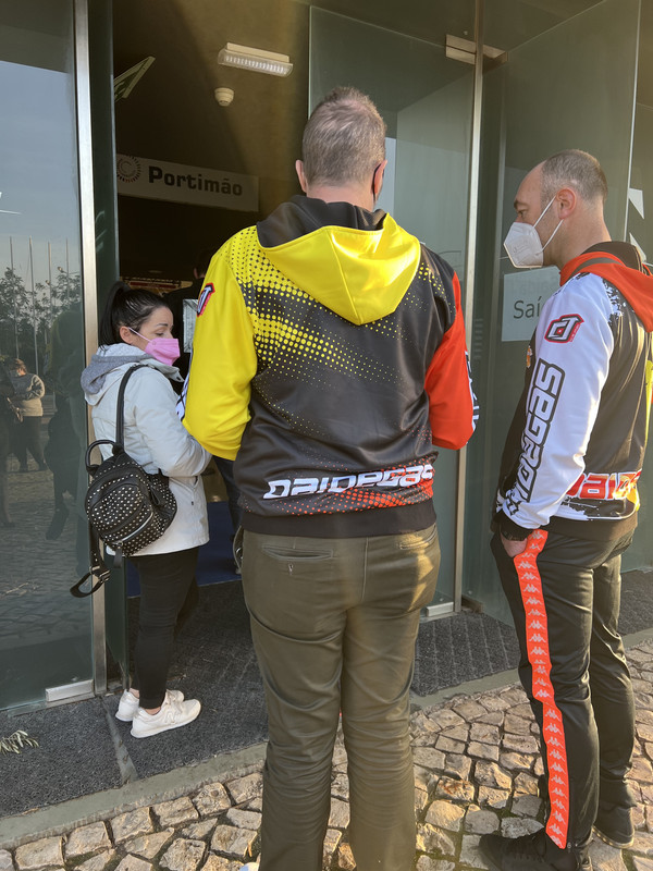 2D7164D4-DC10-4E09-95AF-502AB9F58C36