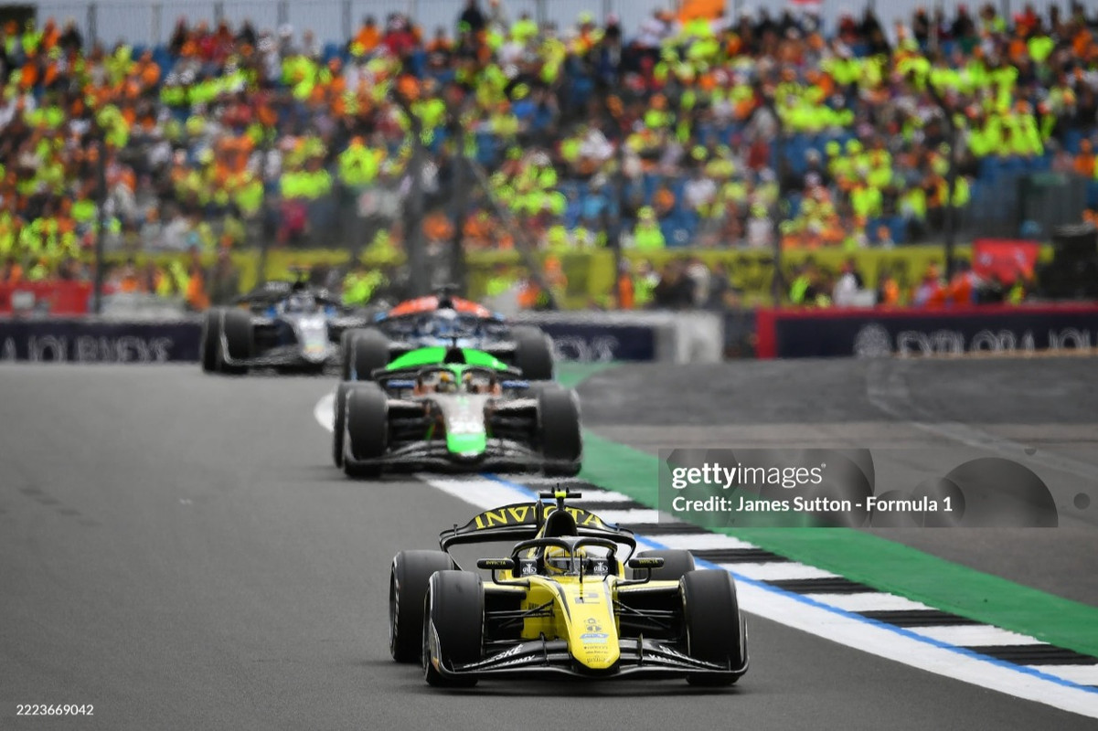 スクリーンショット_6-7-2025_74832_media.gettyimages.com