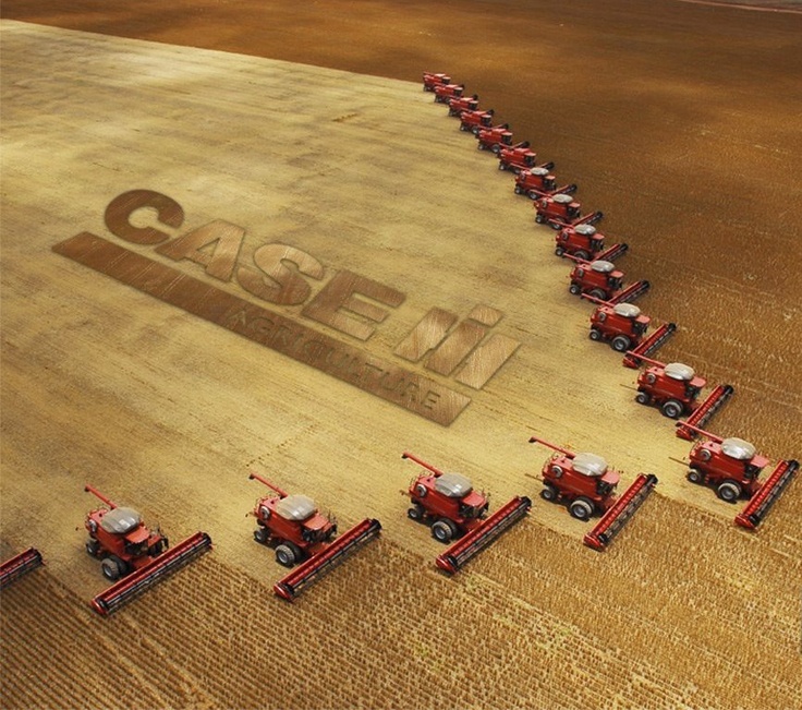 UNAS FOTOS DE COSECHADORAS CASE-IH