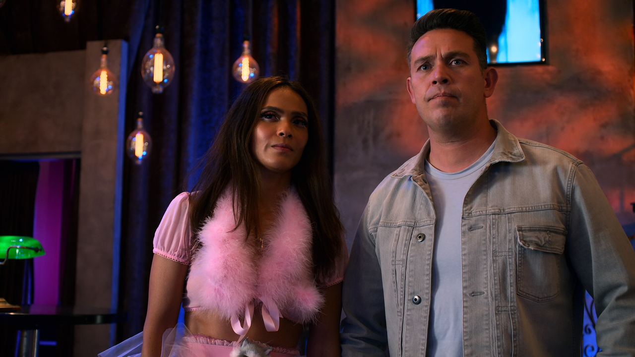 Lucifer.S06E08.Save.the.Devil,.Save.the.World.1080p.10bit.BluRay.AAC5.1.HEVC-Vyndros.mkv_snapshot_24