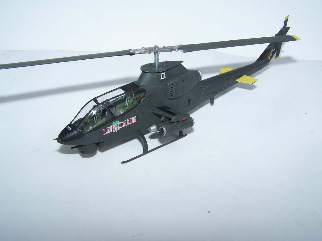 Revell_AH1G_Cobra_FP