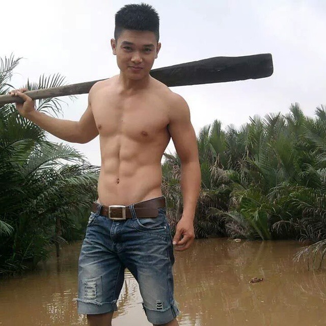 Nhìn mấy anh trai quê thẳng mà thích kinh khủng!