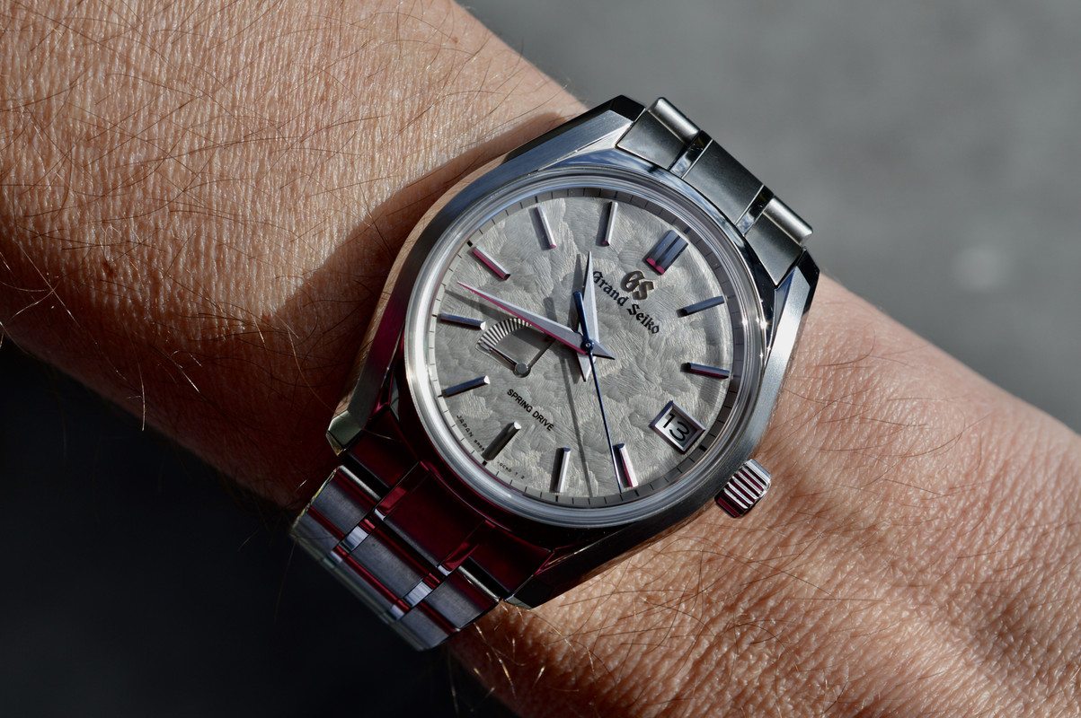 **** La montre du jour ! Vol. 40**** - Page 38 DSC-0811