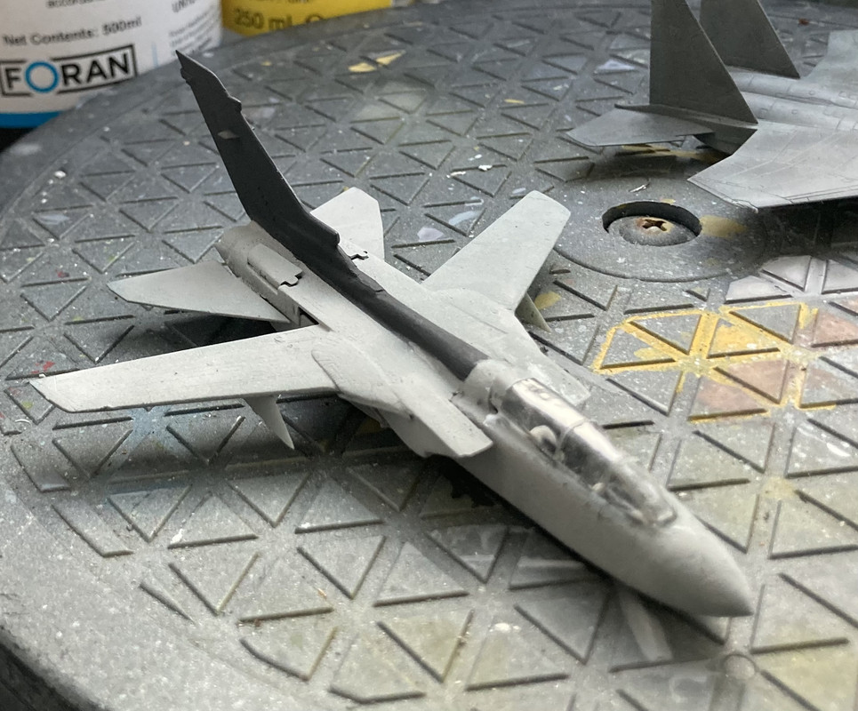 2468DE11-ED29-40B8-8758-9C56E6681A7B