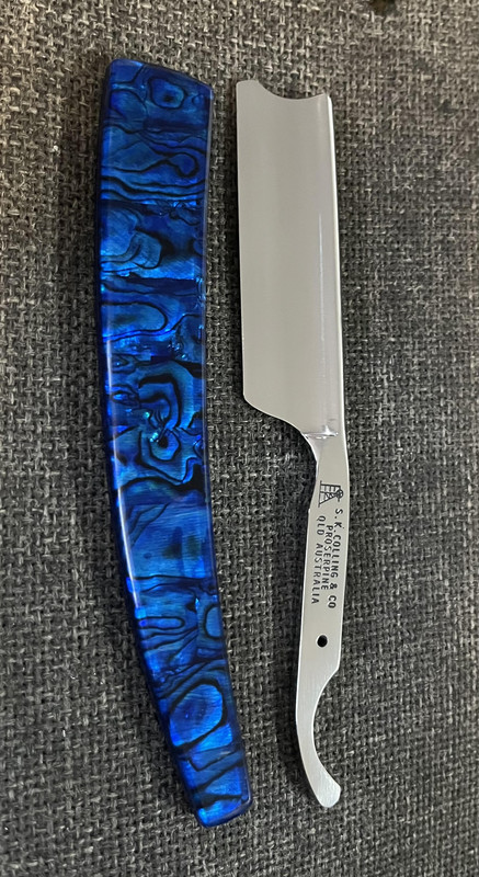 Colling Razor ready for assembly