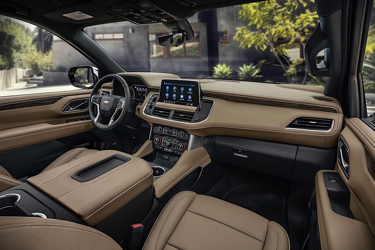 2021 Chevrolet Tahoe & Suburban (17)