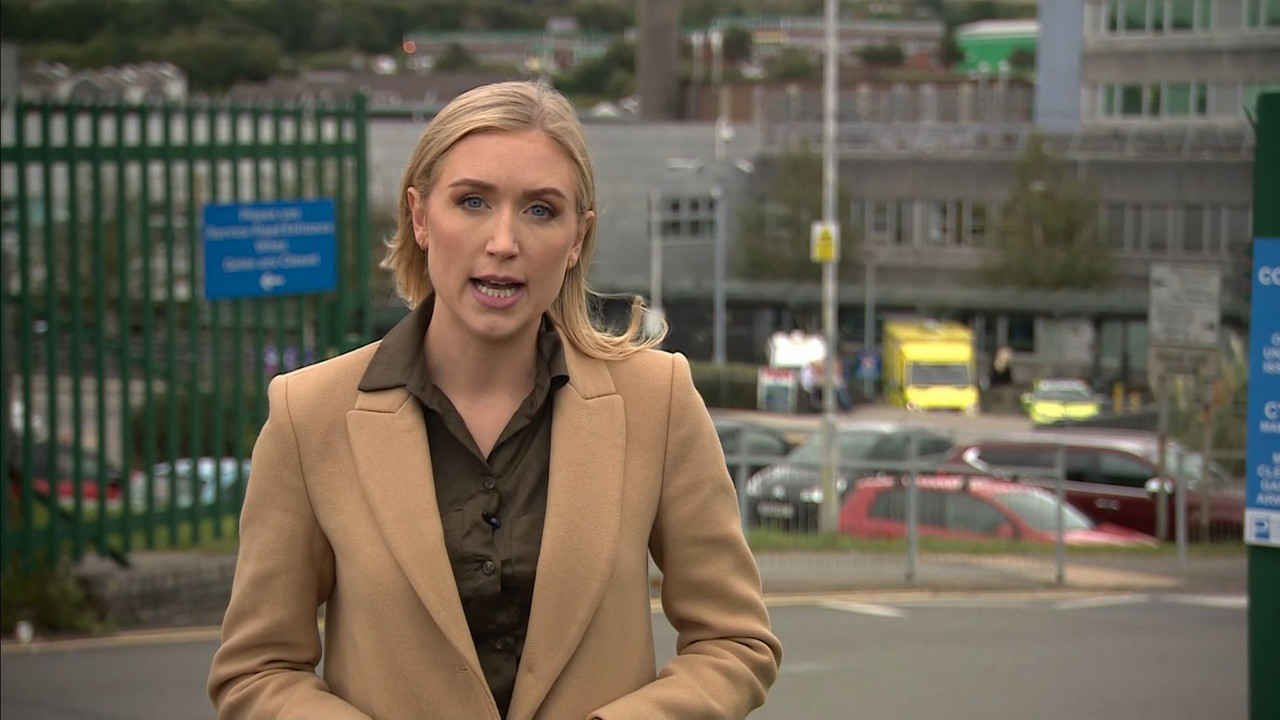 09.22 - 18.00.00 - ITV News Wales at 6. A round-up of all the latest ....ts_snapshot_10.23.661