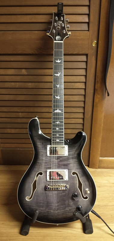 PRS-SE-HBII-Charcoal-Burst.jpg