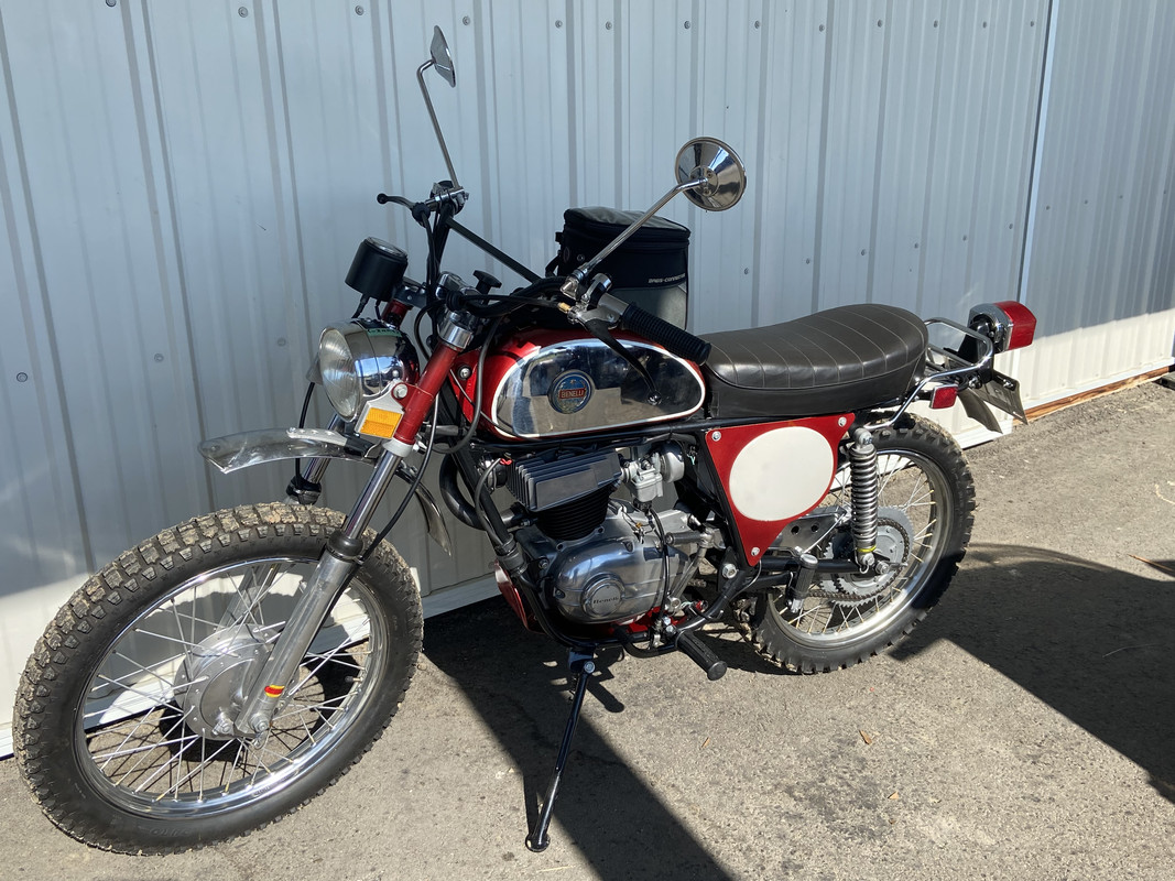 EFF89F14-7321-43AD-9453-867D31F43B4E