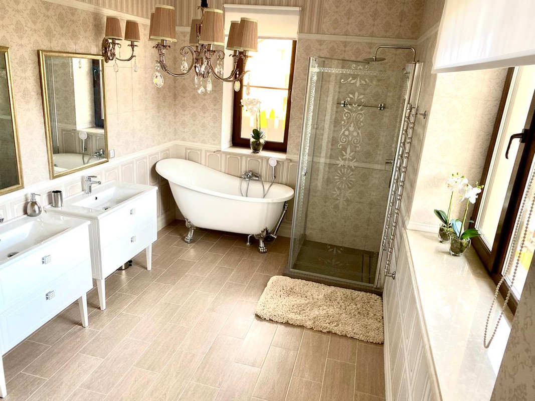 BB586436-B6E4-4B65-8724-C9403890B2EF