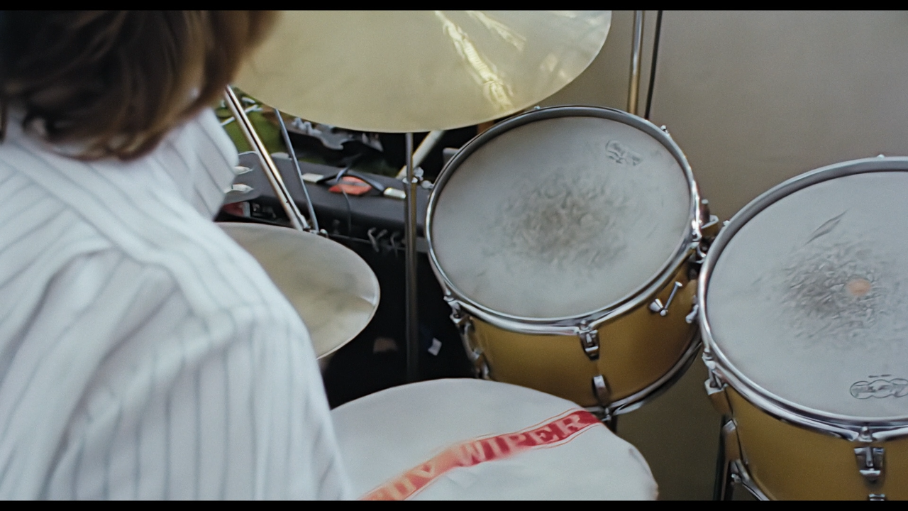 The Beatles Get Back (Part 2) t03 mkv snapshot 01 28 51 401