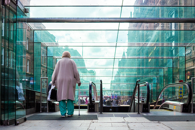 peopleescalator.jpg