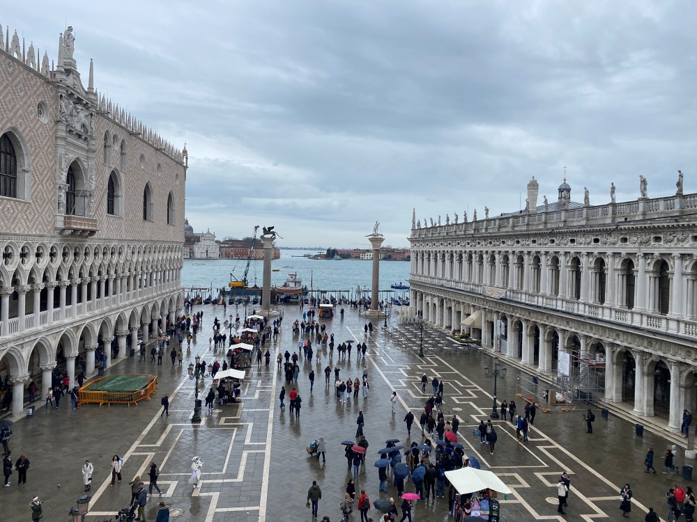 Февраль. Венеция. Карнавал