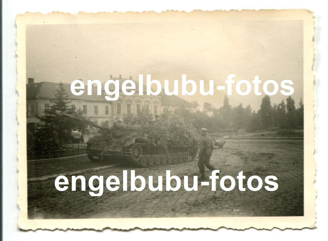 FOTO - PANZER  STURMGESCHÜTZ - STUG-Abteilung - JAGDPANZER IV