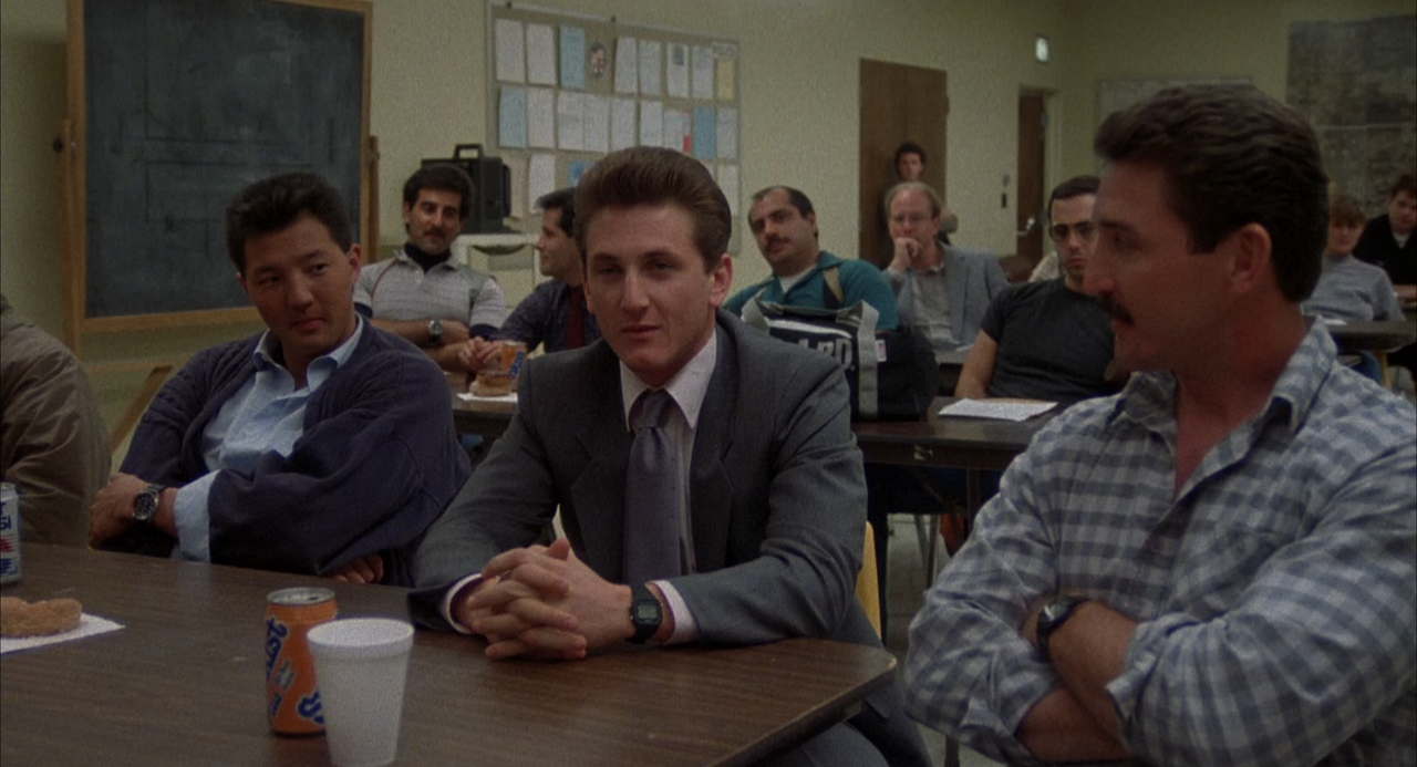 Colors (1988) Unrated + Extras (1080p BluRay x265 HEVC 10bit AAC 2.0 r00t) [QxR]