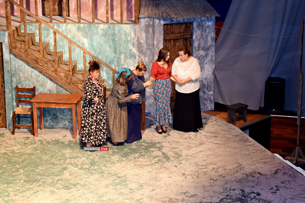 ΓΛΕΝΤΙ ΦΙΝΑΛΕDSC_0341