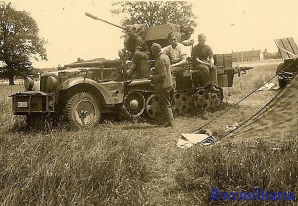 German Troops w SdKfz 10-2 2cm Flak Halftrack (W