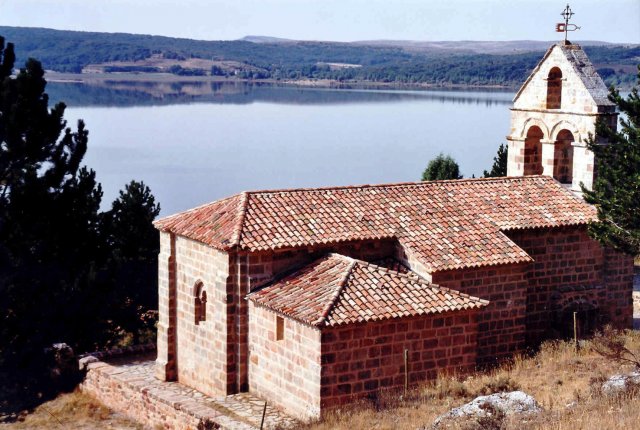 phoca_thumb_l_ Iglesia-de-San-Andres-en-Frontada