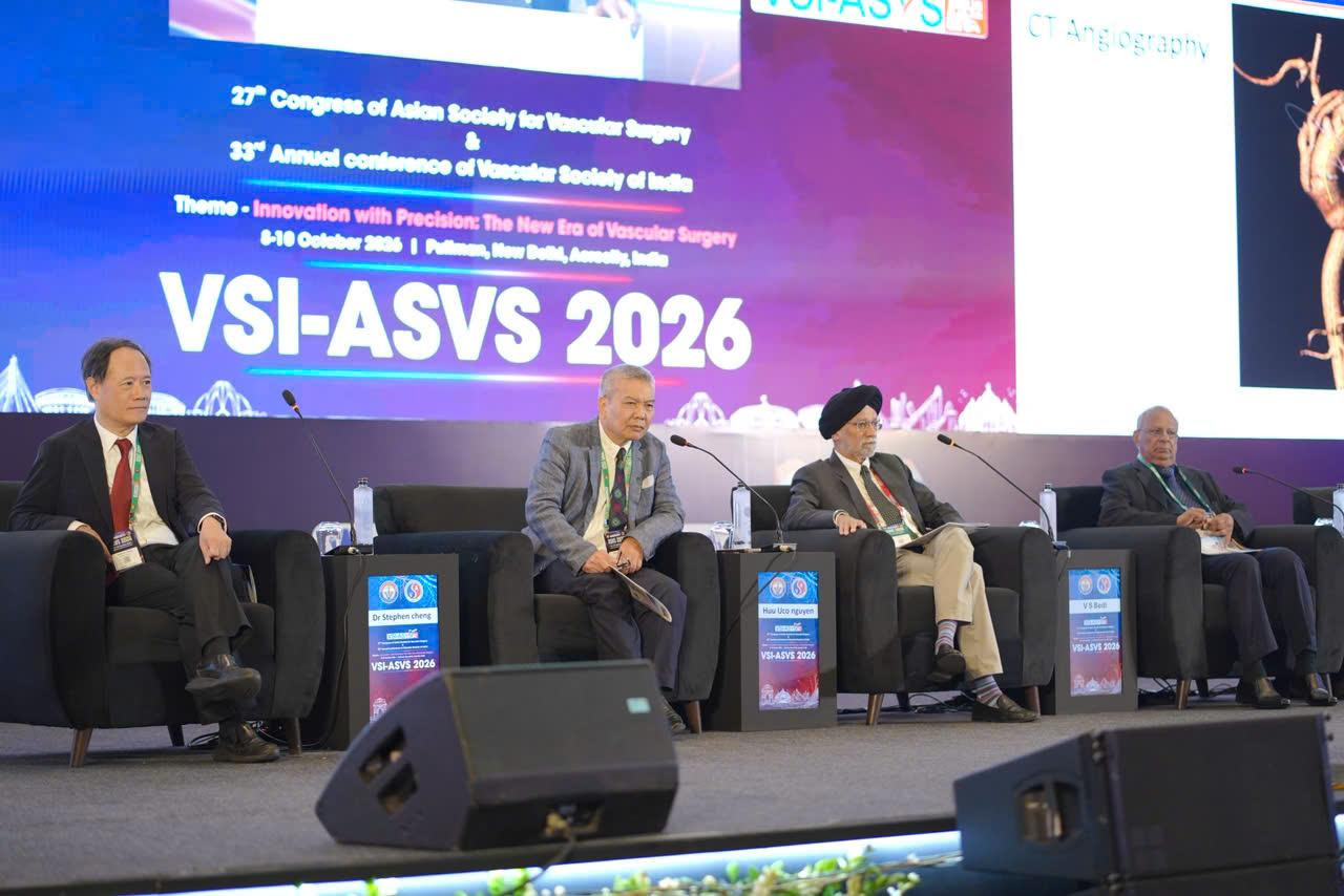 PGS.TS.BS Nguyễn Hữu Ước và các chuyên gia VNVDA chủ tọa, báo cáo khoa học tại ASVS 2026
