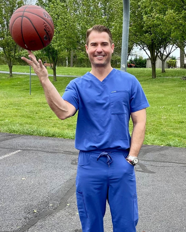 DA9DBFEA-3CF9-4216-AE93-DC9E8571A66E