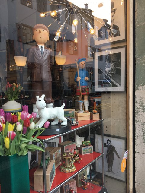 4EFBA45D-C12B-44A3-87CB-50F00C0DB5DF