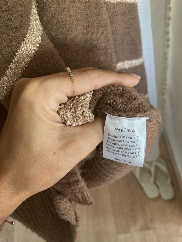 18974113-4724-4CC5-A04B-BDDCC240F236