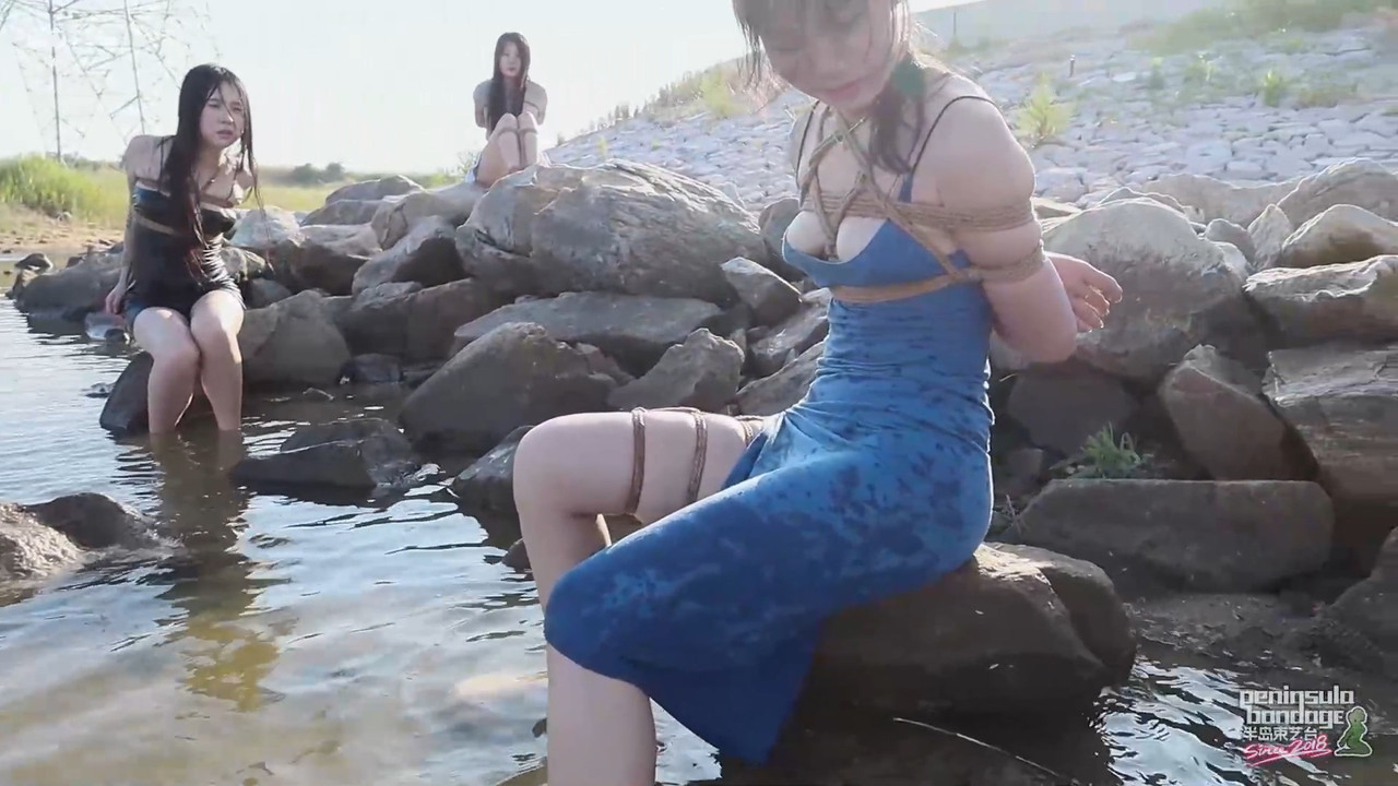 半岛束艺 绳艺泼水节~缇娜 佟司佟镜.mkv_20240711_132223.584