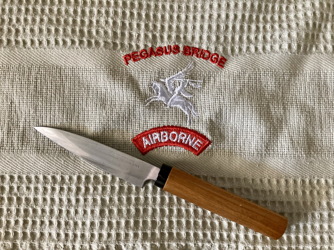 39CFD34E-E8F3-4C4A-86BF-EC922E6109DC