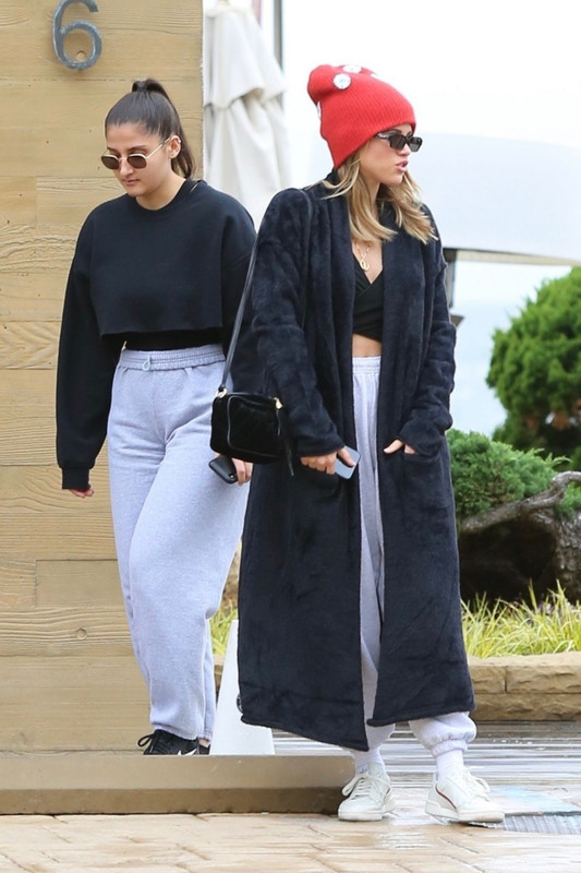 1DA49C55-AC39-45BF-A514-16A5D771DDC7