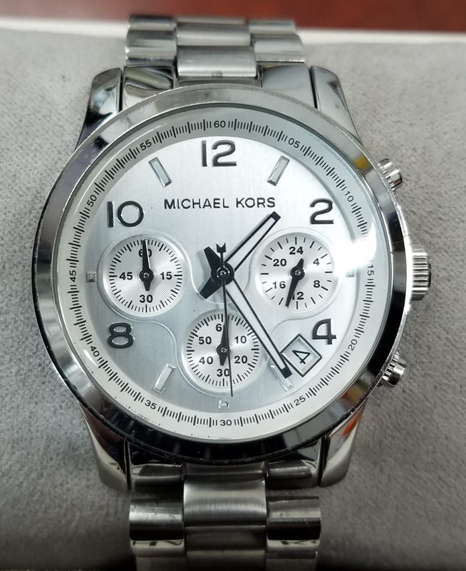 Michael Kors MK5076 Runway Silver Dial Stainless Steel Chronograph