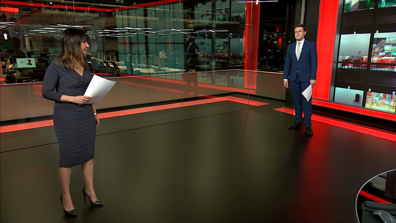 01.15 - 18.30.00 - BBC Wales Today. News and weather from BBC Wales. ....ts_snapshot_23.41.792