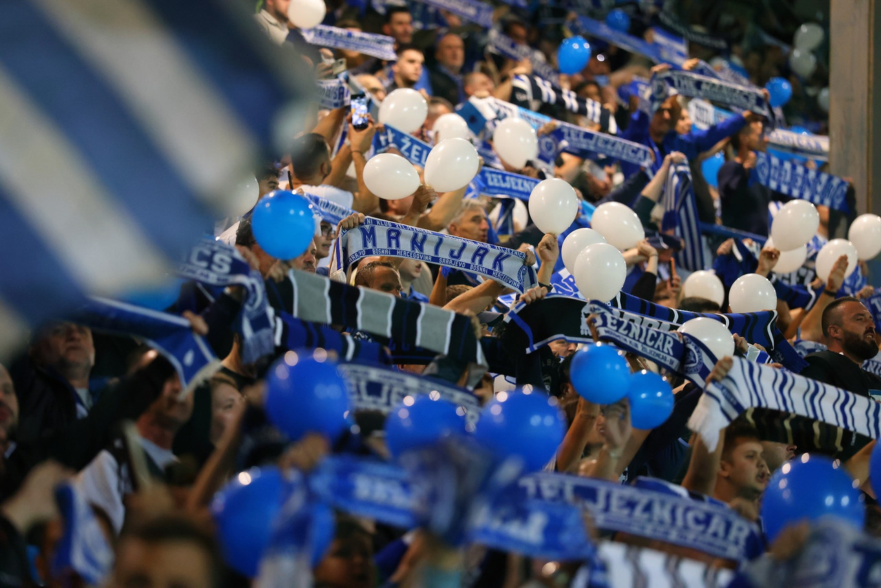 Zeljeznicar Celik grbavica DHBA5497 2000px