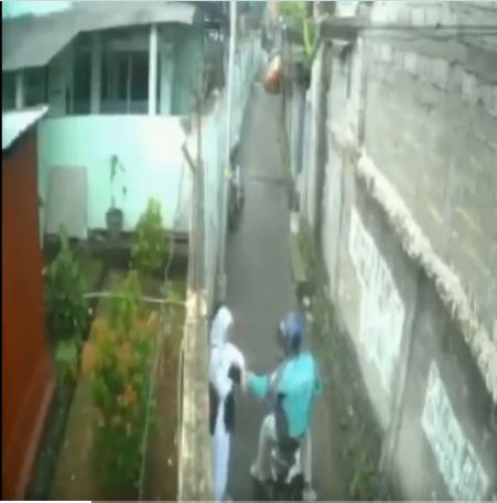 Pria beratribut ojol terekam lakukan pelecehan seksual 