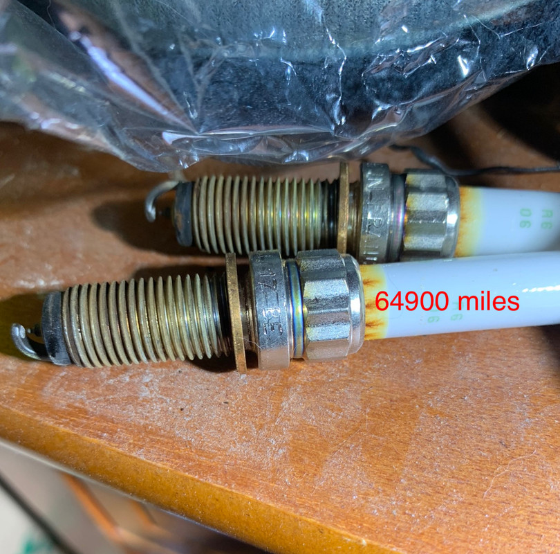 B48 Black Spark Plugs