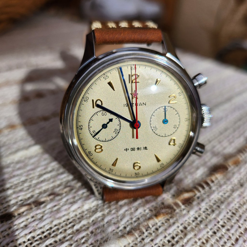 **** La montre du jour ! Vol. 42**** - Page 30 20230416-095734