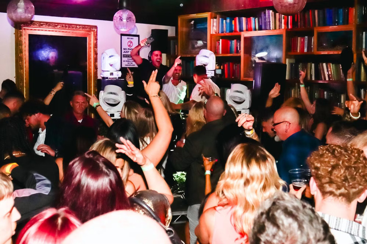 1855481-05abe492-word-of-mouth-club-classics-at-christmas-at-crown-codsall-eflyer