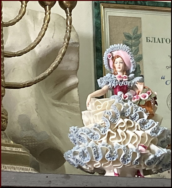 https://i.postimg.cc/YSQG37xW/81.jpg