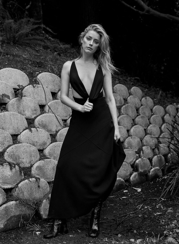 Amber-Heard-Sexy-9