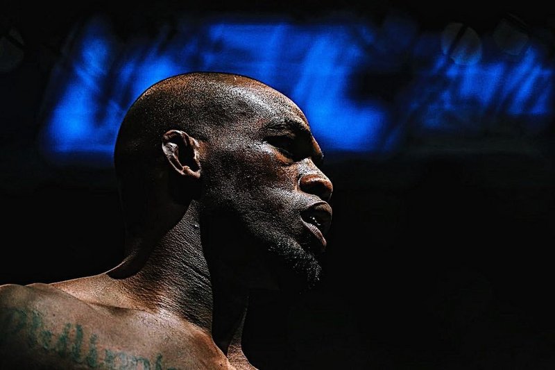 Джон Джоунс подписа договор за 8 битки с UFC 
