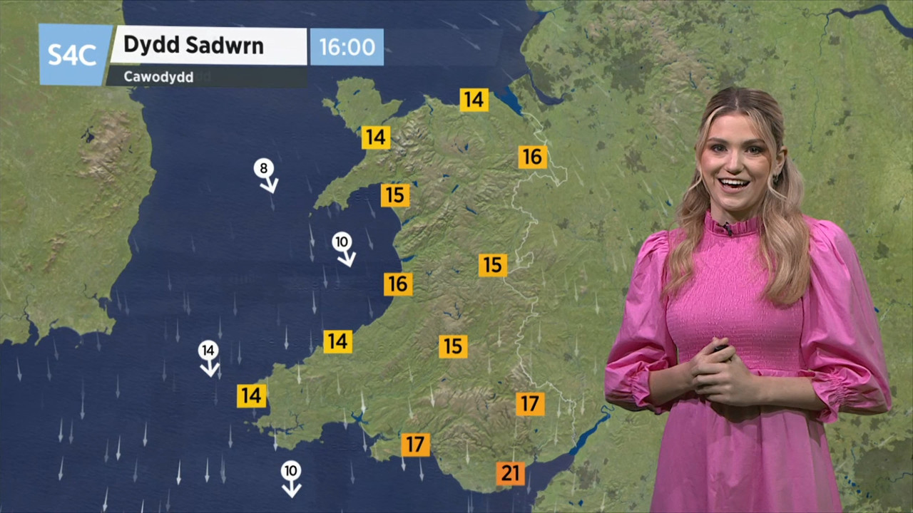 06.17 - 19.00.00 - Heno. Heno, byddwn ni'n fyw mewn cyngerdd arbennig..._002.ts_snapshot_07.18.911