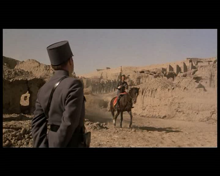 Il-deserto-dei-tartari-1976-DVDRip-3.png