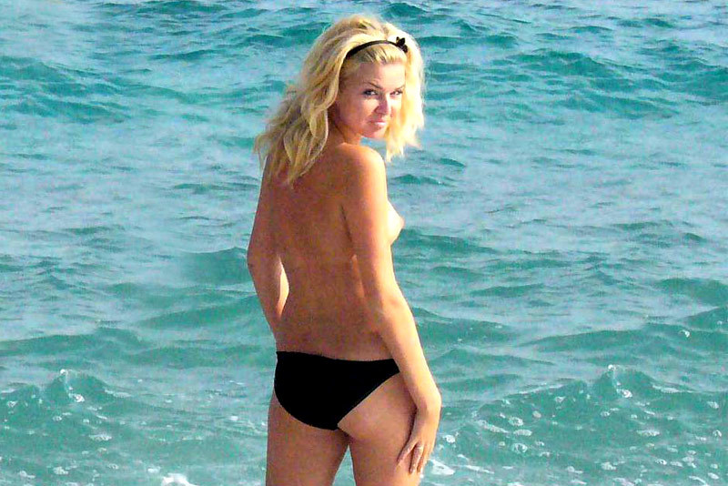 Nikol Štíbrová m008