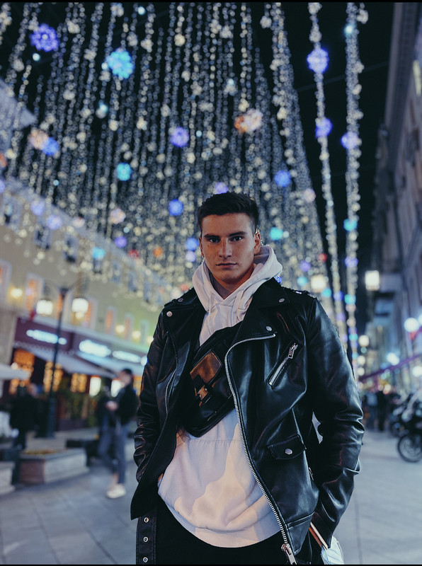 3CA1775A-3D81-4184-8A4C-16A2BA570E43