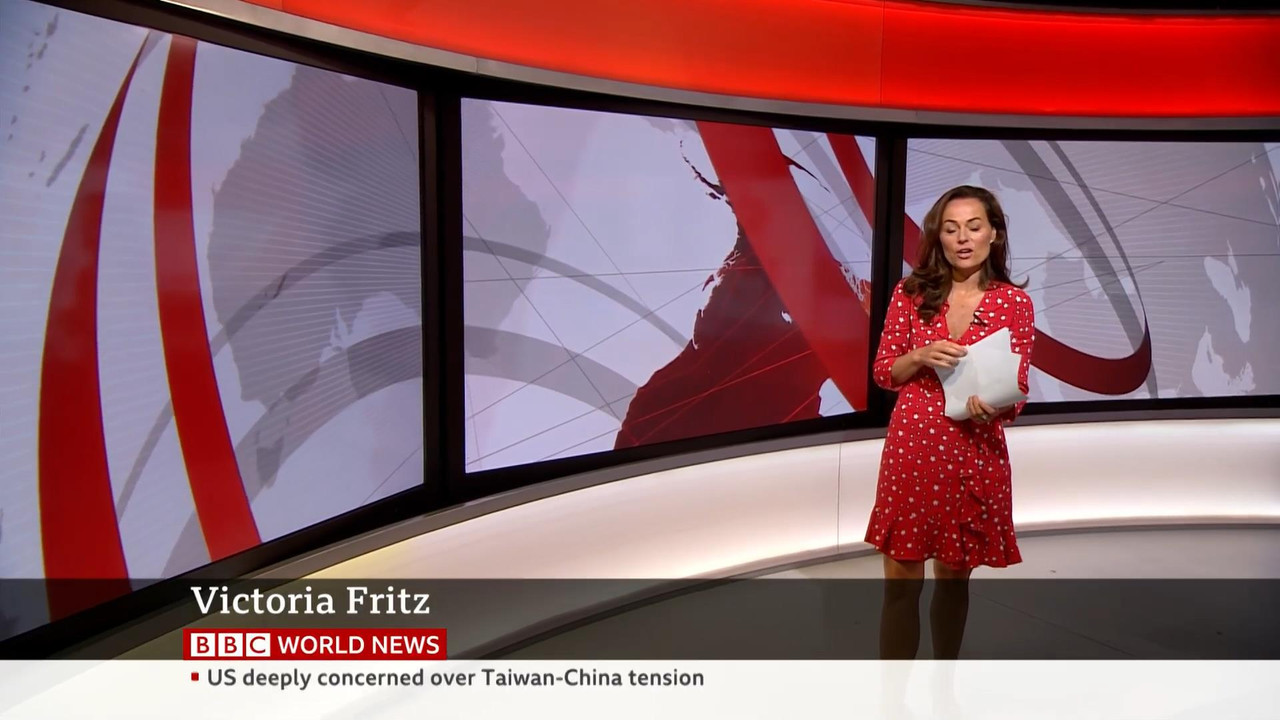 10.08 - 06.00.00 - BBC World News. News. Reporting on the day's inter....ts_snapshot_34.17_[2021.10.