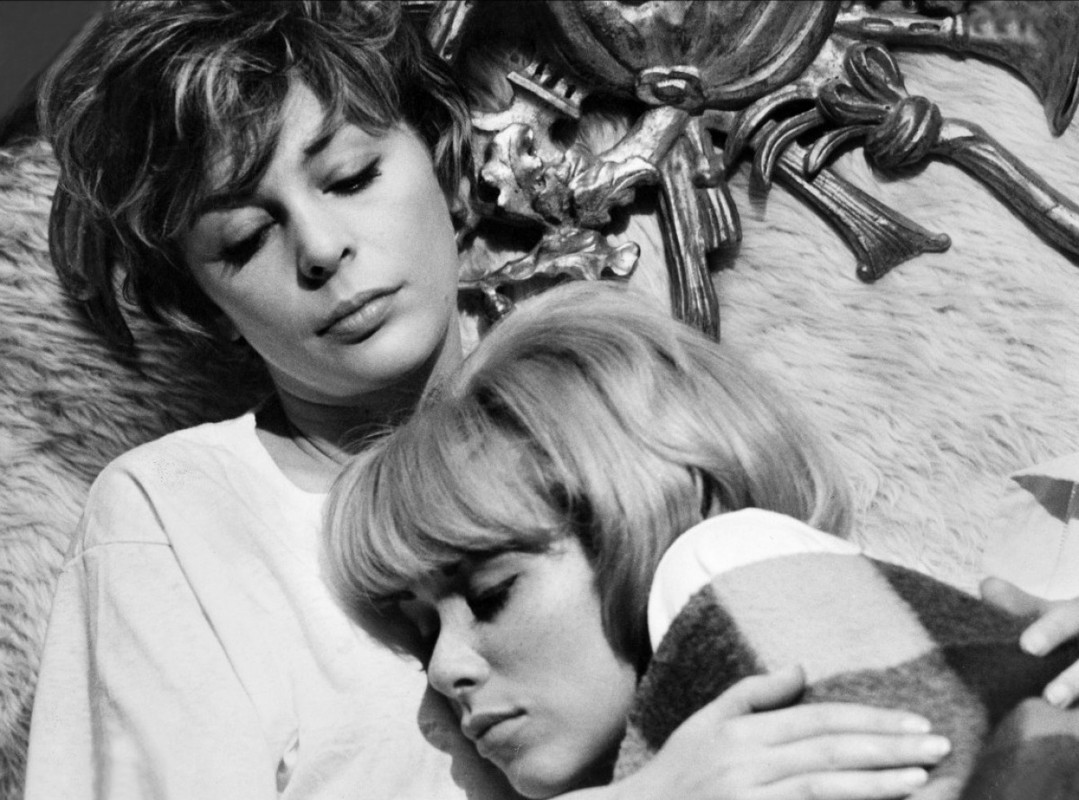 mireille_darc_90