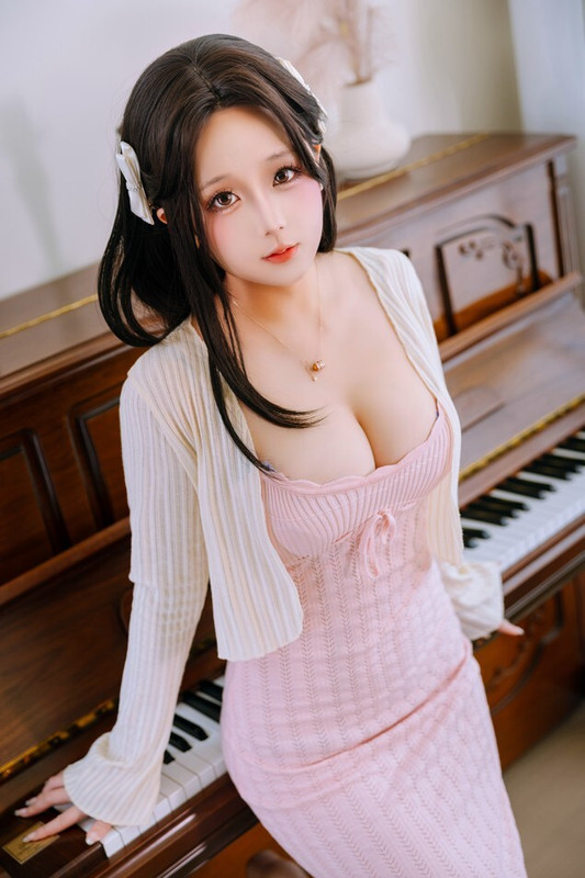 日奈娇 – NO.197 钢琴老师 [180P-5V-2.08G]