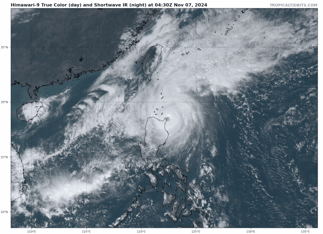 himawari9-truecolor-24-W-202411070430.gif