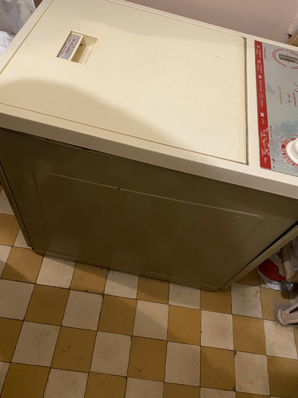 8C0D9B43-CAFC-4BD7-A799-CA6F78CFD0C8