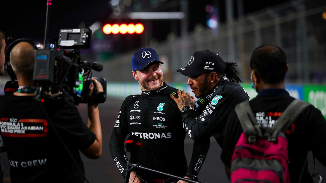 Hamilton-Bottas-GP-Saudi-Arabien-Jeddah-Qualifikation-Samstag-4-12-2021-169Gallery-63ff7461-1856798