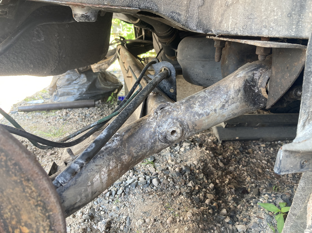 F6D99404-A49D-4B78-BD26-CA41FEAE81BD